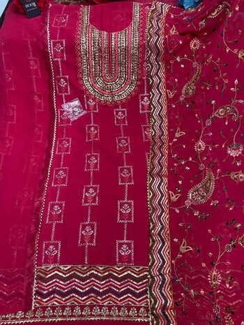 MISHAAL FAB D.NO 8016 A TO D PAKISTANI SUITS LATEST COLLCETION 2021