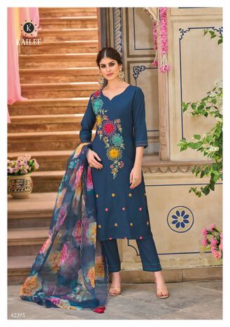 KAILEE FASHION SHEHNAAZ KURTIS LATEST CATALOGUE SUPPLIER IN SURAT