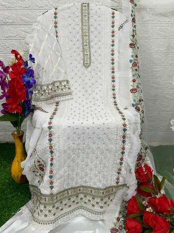 DINSAA SUIT DS 148 PAKISTANI DESIGNER SUIT WHOLESALER SURAT