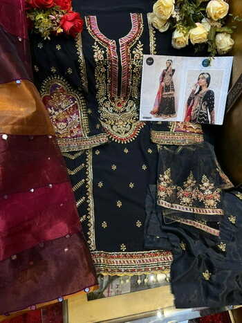 MEHBOOB TEX D NO C 7773 COLOUR PAKISTANI BRIDAL COLLECTION