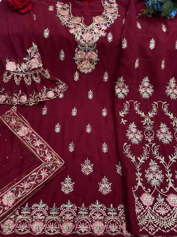 MISHAAL FAB D.NO 8013 EMBROIDERY PAKISTANI SUITS LATEST COLLCETION 2022