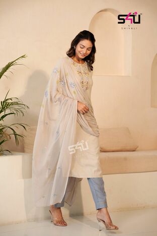 S4U WOMANIYA 1001 TO 1007 SERIES KURTI PANT WITH DUPATTA 3PCS SET NEW CATALOGUE