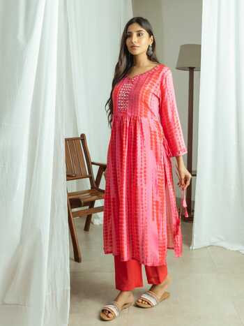 PSYNA 2072 SERIES PURE MUSLIN KURTI WITH BOTTOM SUPPLIER SURAT