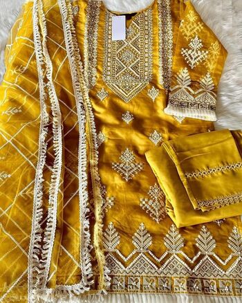 HOOR TEX OR 15 ORGANZA EMBROIDERY PAKISTANI SUITS